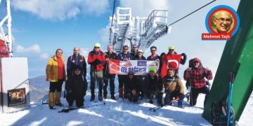 EFE DAĞCILIK BOZDAĞ KARLI ZİRVEDE