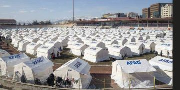 İZBAŞ 24 SAAT İÇİNDE DEPREMZEDELERİN YARDIMINA KOŞTU.