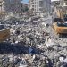İzmir ekipleri depremin 102. saatinde bir canı daha kurtardı.