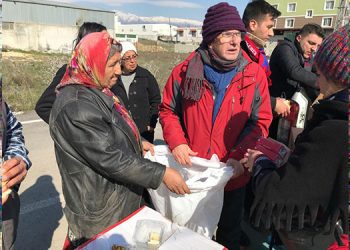 Başkan Eriş deprem bölgesinde.