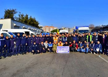 71 kişilik ilk ekip yola çıktı.