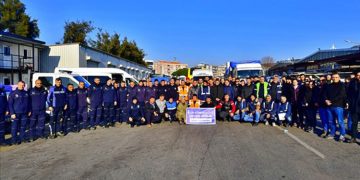 71 kişilik ilk ekip yola çıktı.