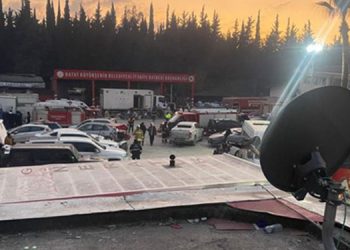 İzmir’den deprem bölgesine ücretsiz internet desteği.