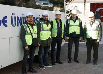 Ege Üniversitesinden uzman ekip deprem bölgesinde incelemelerde bulunacak.