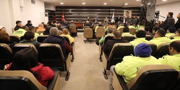 NARLIDERE, EMEĞİN VE EMEKÇİNİN YANINDA