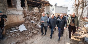 İzmir Büyükşehir Belediyesi Acil Çözüm Ekipleri Osmaniye’de.