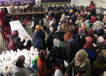 OKULLAR AÇILDI, NARLIDERE’DE BESLENME DESTEĞİ BAŞLADI.