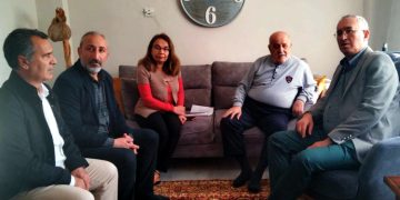 CHP’li Sertel İzmir’e sığınan depremzedeleri ziyaret etti