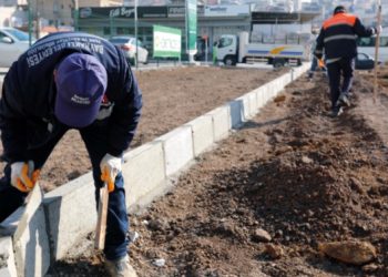 Bayraklı’nın 17’nci parkı Yamanlar Mahallesi’ne