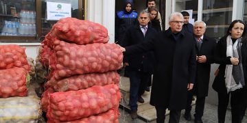Ödemiş’te yardım kampanyasına büyük destek