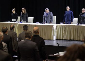 Konak’tan, depremde kaybedilen canlar için saygı duruşu