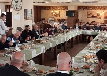 CHP Bergama’da tek yumruk.