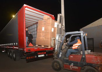 Torbalı’dan depremzedelere yardım eli.
