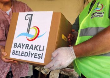 Bayraklı Belediyesinden ailelere kış desteği!