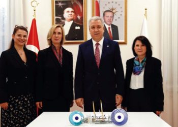 Yenidoğanlarda ten tene temas ve kanguru bakımı uygulama rehberi geliştirilecek