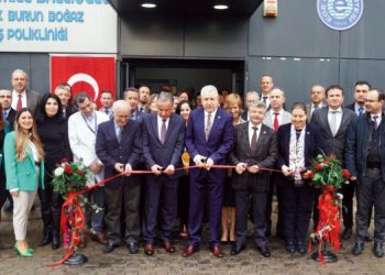 Karşıyaka’da Ege Üniversitesi Tıp Fakültesi KBB Polikliniği açıldı