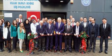 Karşıyaka’da Ege Üniversitesi Tıp Fakültesi KBB Polikliniği açıldı
