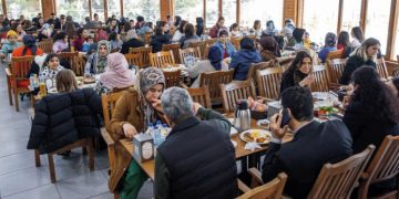 Batur’dan Dünya Kadınlar Günü’nde dayanışma vurgusu