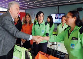 BAŞKAN ENGİN’DEN EMEKÇİ KADINLARA TEŞEKKÜR