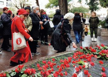 ZÜBEYDE ANNE’NİN HUZURUNDA 8 MART ANMASI
