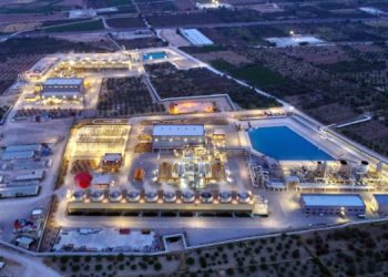 YENİLENEBİLİR ENERJİ SANTRALLERİ DEPREM FELAKETİNDE KURTARICI OLDU