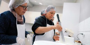 Çeşme’de Meslek Fabrikası hayata geçirildi