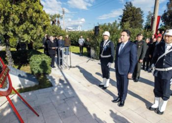 Batur: Kahramanlarımızın destanı unutulmaz, Çanakkale geçilmez