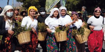 12. ALAÇATI OT FESTİVALİ 27-30 NİSAN’DA YAPILACAK