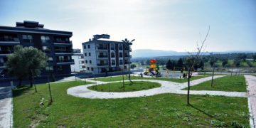 KEMALPAŞA’NIN PARK VE YEŞİL ALANLARI GENİŞLİYOR