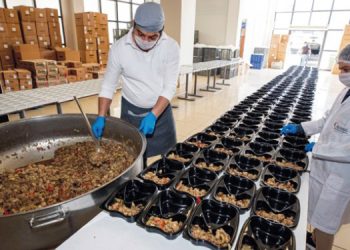 İzmir, Adıyaman, Osmaniye ve Hatay’da iftar sofrası
