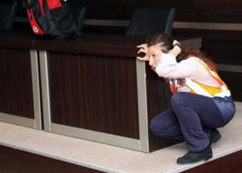 NARLIDERELİLER OLASI AFETLERE KARŞI YAPILMASI GEREKENLERİ ÖĞRENDİ