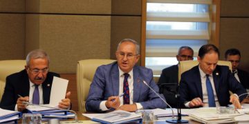 CHP’li Sertel: Ankara-İzmir YHT projesini bitirmek bize nasip olacak