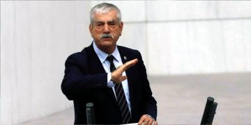 “Göçmenlerin aydınlığı sizi de karanlıktan kurtaracak!”