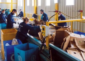 İzDönüşüm projesi 8 ilçede atıkları kazanca çeviriyor