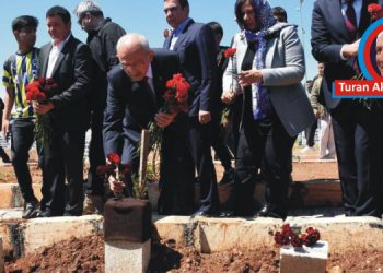 HÜZÜNLÜ&nbsp;&nbsp; BAKIŞ