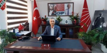 “ÇOCUKLAR REKLAM MALZEMESİ DEĞİLDİR”