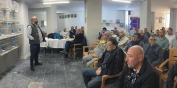 KANARYA YETİŞTİRİCİLİĞİ SEMİNERİNE İLGİ BÜYÜKTÜ…