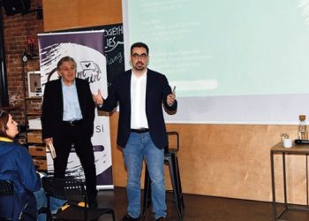 Oy Ve Ötesi İzmir’de Gönüllü Müşahitleri Eğitecek!