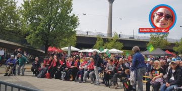 DÜSSELDORF’TA 1 MAYIS