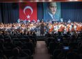 BARIŞ ÇOCUK VE GENÇLİK ORKESTRASI’NDAN MUHTEŞEM KONSER