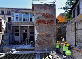 Büyükşehir’den Basmane’ye tarihi dokunuş