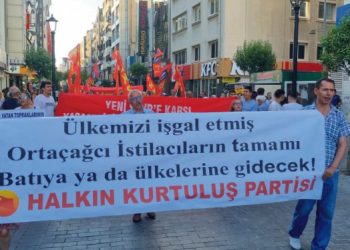 İZMİR’DE SIĞINMACI PROTESTOSU: YA BATI’YA YA DA ÜLKELERİNE GİDECEKLER!