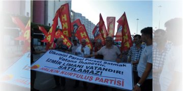HKP, ALSANCAK LİMANI’NIN SATILMASINI PROTESTO ETTİ: VATANA İHANETTİR!