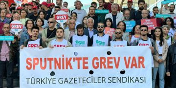 5 PARTİDEN 10 GAZETECİ KÖKENLİ MİLLETVEKİLİ, SPUTNİK GREVİNİ BAKAN IŞIKHAN’A SORDU: