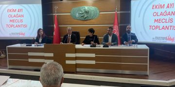 AK Parti Grubu’ndan İduğ’a sitem: Neden Bornova’nın hakkını aramıyorsunuz?
