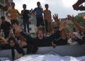 SAVAŞA, İŞGALE, İNANÇ, ULUS, MİLLİYET TACİRLİĞİNE HAYIR!