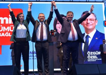 Gidene kal deme!