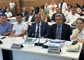 AK Parti’den Bornova taşınmazlarının satışına tepki