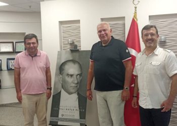 CENK KARACE ; Ekonomide herkes 2025’i bekliyor