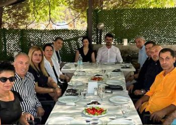 Gelecek Partisi İzmir İl Başkanı Aydın’ın Önderliğinde Basın Buluşması